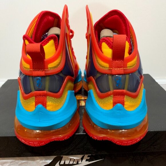 Lebron 19 'Space Jam' - Picture 3 of 5